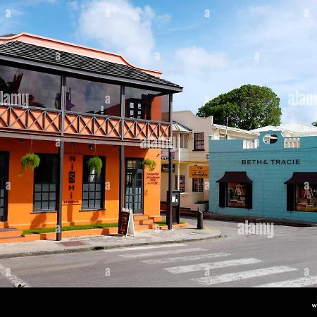 Sugalove Villa 30 Flamboyant Ave Saint James Exterior photo